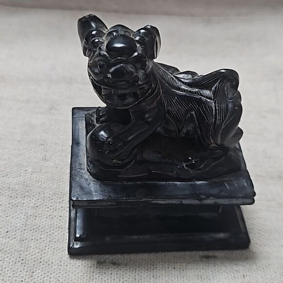 Antique Chinese Foo Dog Black Stone Carved Figurine Statue - Picture 1 of 9